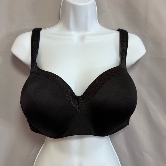 PLAYTEX 4823 BLACK PADDED UW ADJUST STAY PUT STRAPS 3-HOOK BACK BRA 42D- EXCEL - Picture 1 of 8